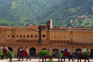 The Pink City Beckons – Top Jaipur tourist places list & The Ideal Jaipur Visit Time