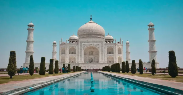 Unknown Facts and Intriguing History of the Taj Mahal