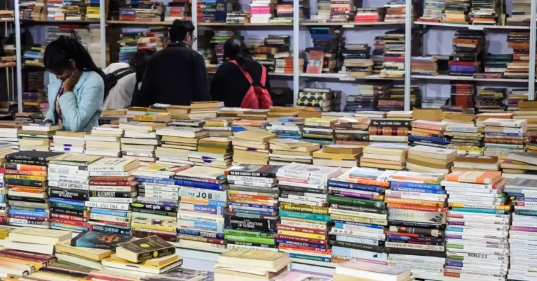 Exploring the Top 10 Book Markets in Delhi