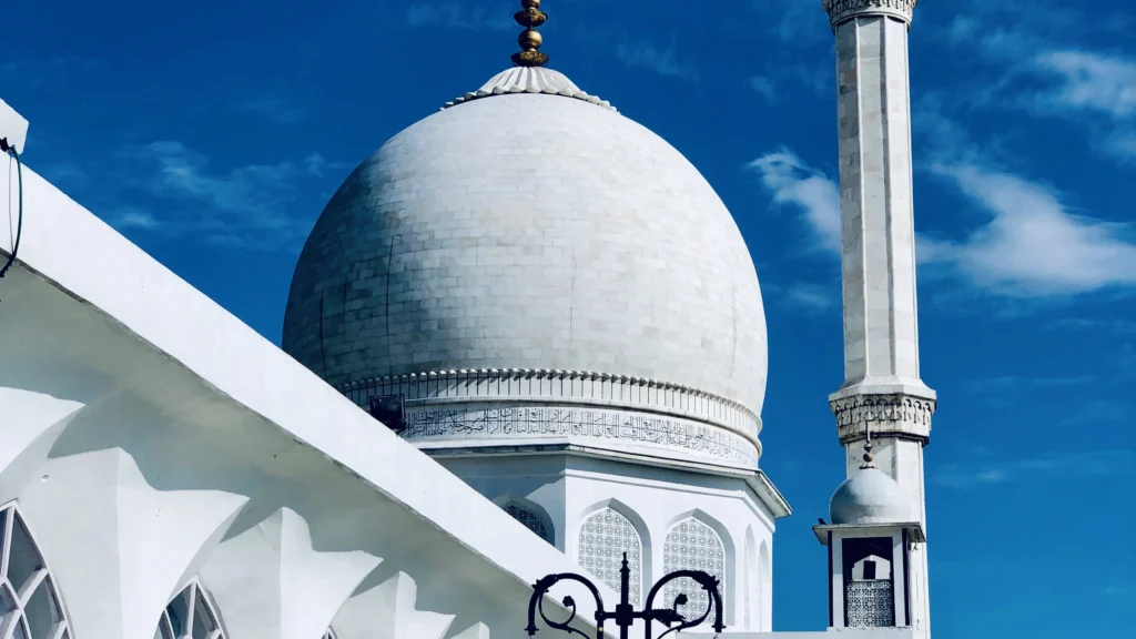 Dargah Hazratbal Srinagar edited